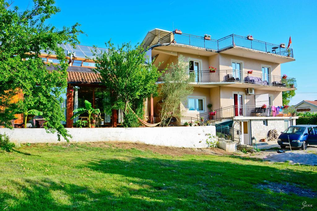Hostel Anton Tivat Exterior foto